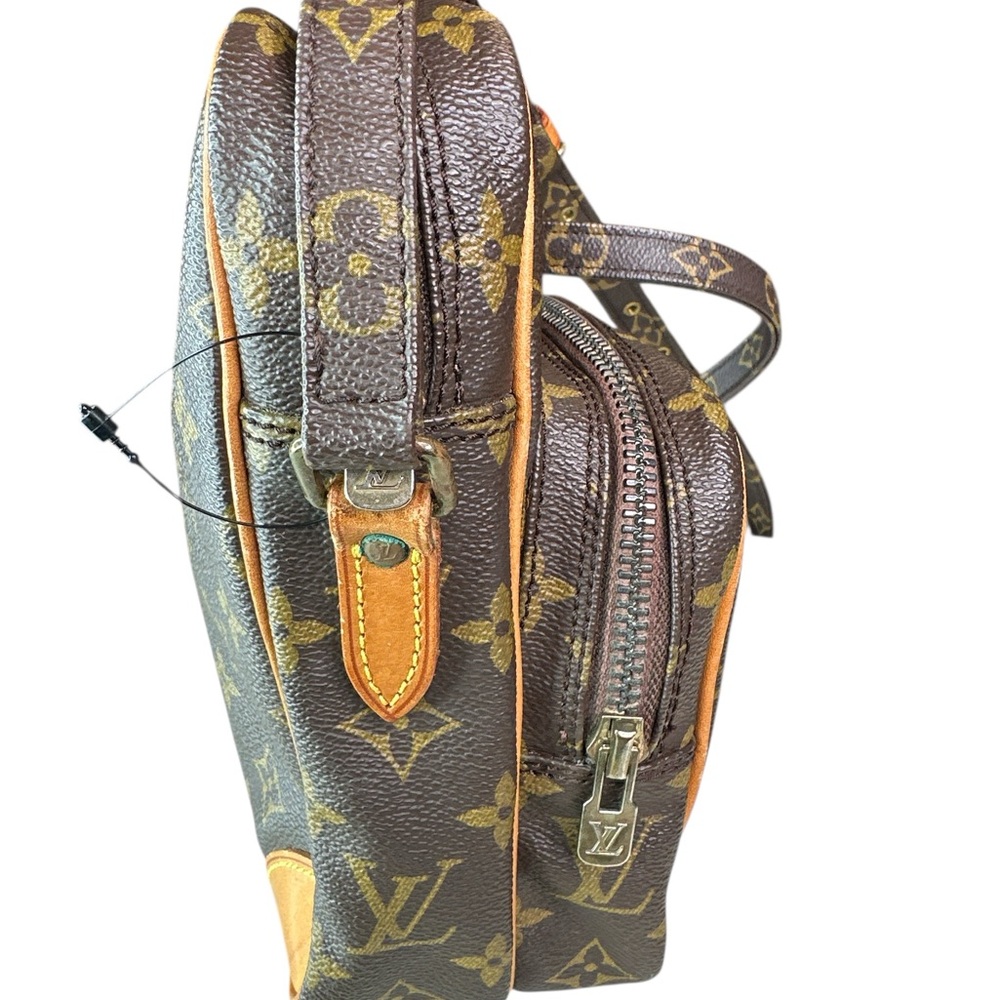 Louis Vuitton Black and Brown Monogram Messenger Bag - Picture 3 of 8